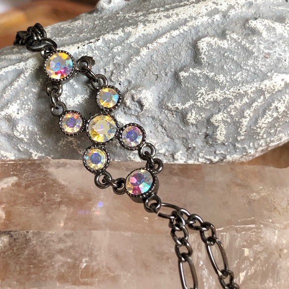 Auora Borialas Bracelet - Picture 2 of 9